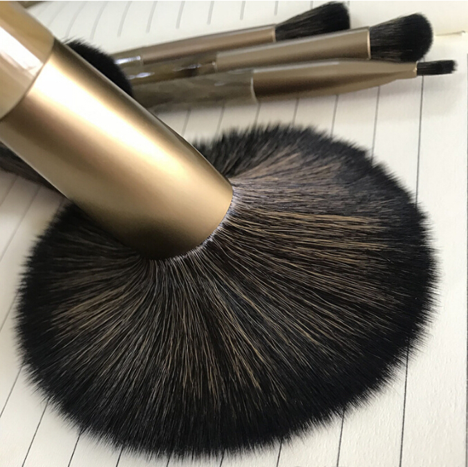 Marble Makeup Brush Kit - Image 5