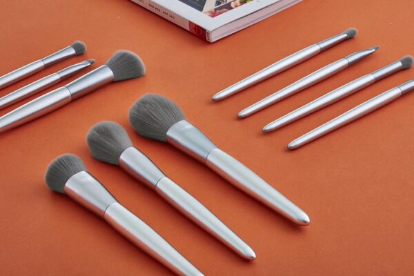 8pk Wooden Brush Set - Image 2